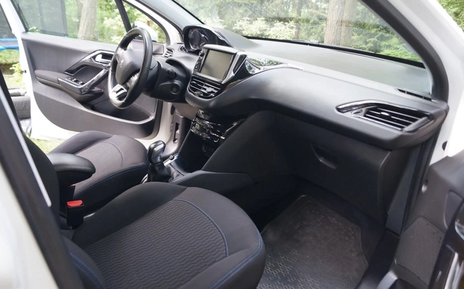 Peugeot 208 cena 35500 przebieg: 100000, rok produkcji 2018 z Warszawa małe 742